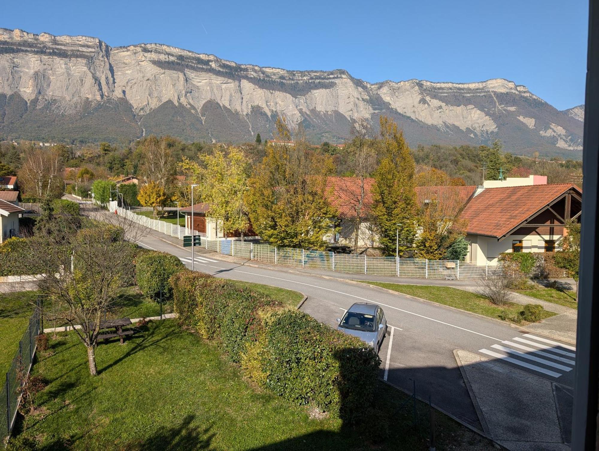 Appart 65M2 Avec 2 Chambres Dans Ferme Renovee - Parking Gratuit - Grande Vue Montagnes Montbonnot-Saint-Martin Zewnętrze zdjęcie